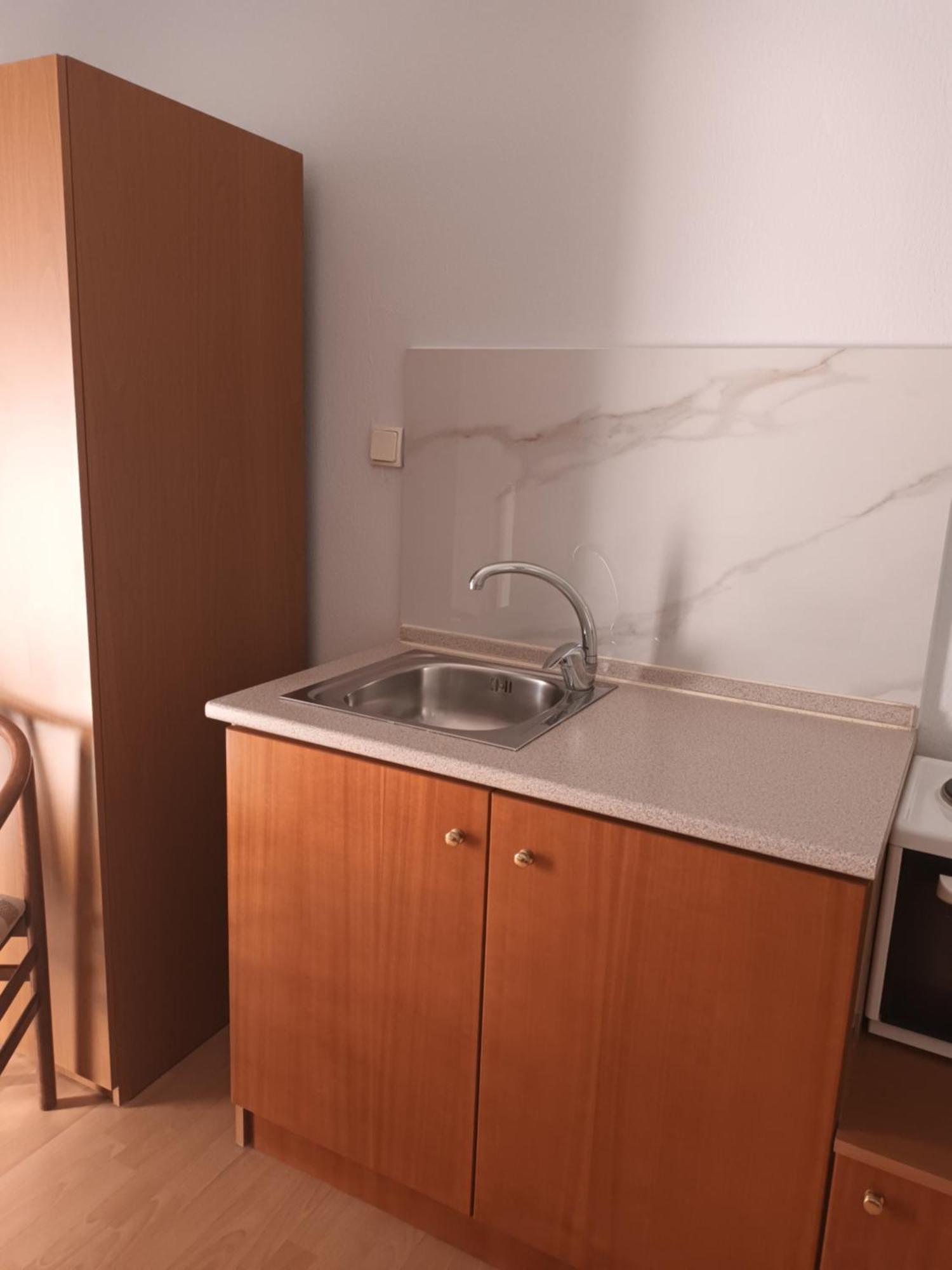Krystal Hotel Krystallopigí Екстериор снимка