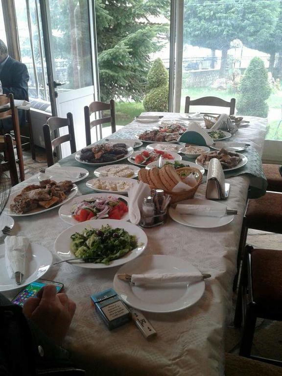 Krystal Hotel Krystallopigí Екстериор снимка